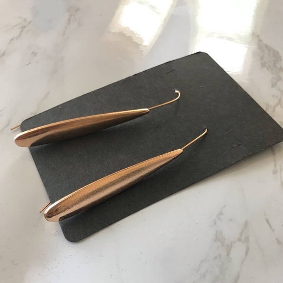 Hanging Earrings **FREE WITH PURCHASE** - Picture 2 of 2